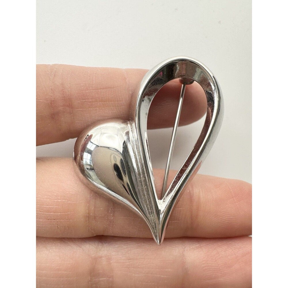 Vintage Sterling Silver Open Heart Pin Brooch